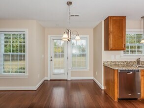 601 Monterey Pine Dr in Fuquay Varina, NC - Building Photo - Building Photo