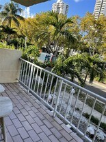 3522 NE 171 St in Miami, FL - Building Photo