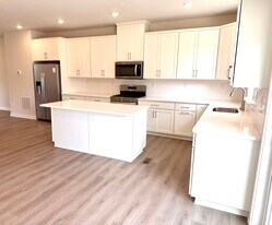 1289 Fillmore St in Phoenixville, PA - Building Photo