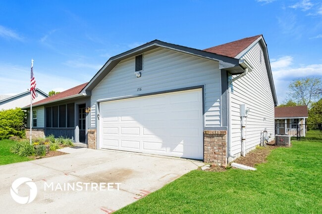 176 Lullaby Ct in Greenfield, IN - Building Photo - Building Photo