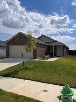14182 Inglebert St in Pilot Point, TX - Building Photo