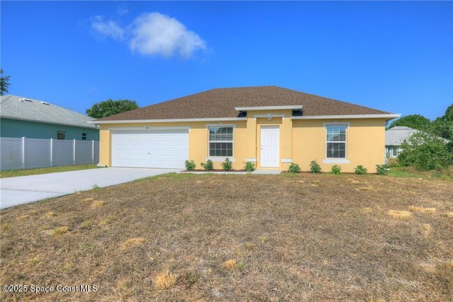 9125 101st Ave in Vero Beach, FL - Building Photo - Building Photo