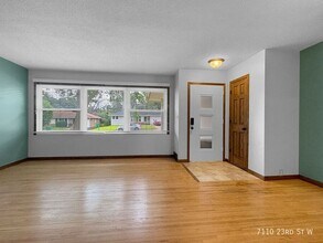 7110 W 23rd St in Minneapolis, MN - Building Photo - Building Photo