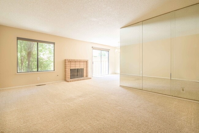 property at 2036 Stone Pine Ct