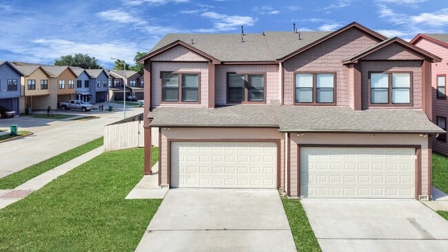 1918 Oak Ave