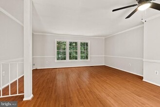 7918 Pebble Brook Ct in Springfield, VA - Foto de edificio - Building Photo