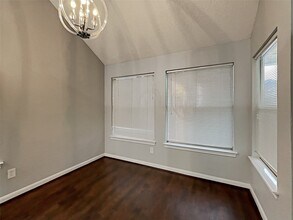 16031 Hidden Acres Dr in Houston, TX - Building Photo - Building Photo