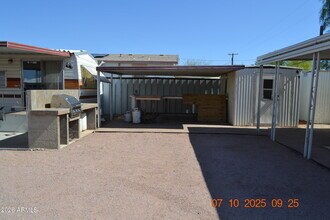 677 S Warner Dr in Apache Junction, AZ - Building Photo - Building Photo