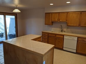 186 S Holman Way in Golden, CO - Building Photo - Building Photo