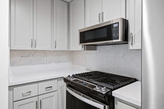 3633 S Bear St in Santa Ana, CA - Foto de edificio - Building Photo