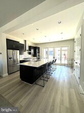 12307 W Oaks Dr in Fairfax, VA - Building Photo - Building Photo