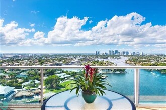 3055 Harbor Dr in Fort Lauderdale, FL - Foto de edificio - Building Photo