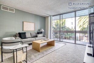 75 W 5th Ave in San Mateo, CA - Building Photo