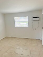 101 NE 41st St in Oakland Park, FL - Building Photo - Building Photo