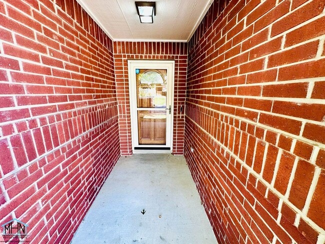 5619 Cross Pond in San Antonio, TX - Building Photo - Building Photo