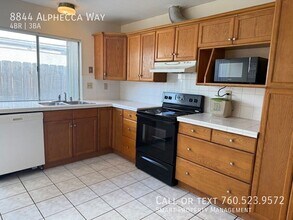 8844 Alphecca Way in San Diego, CA - Building Photo - Building Photo