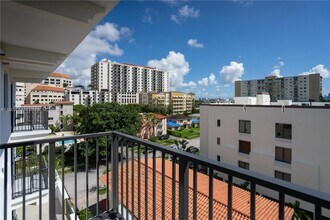 1091 Galiano St in Coral Gables, FL - Building Photo - Building Photo