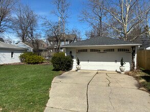 1655 Hazel St in Birmingham, MI - Foto de edificio - Building Photo