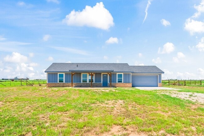 property at 124 F M 789