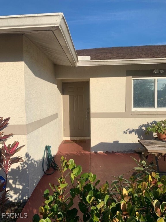 497 Linden Ave S in Lehigh Acres, FL - Building Photo - Building Photo