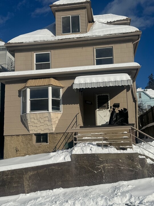 1512 Woodmont Ave in New Kensington, PA - Building Photo