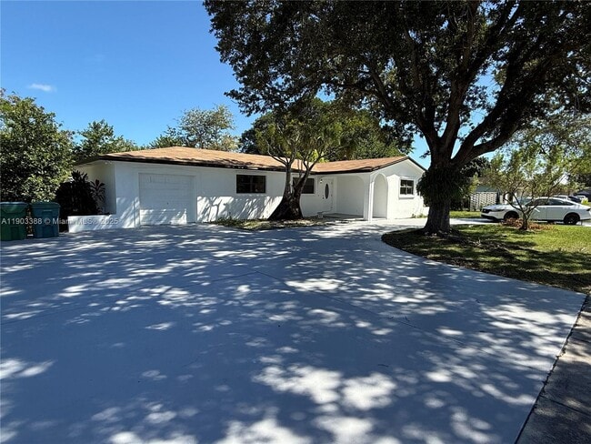 28221 SW 162nd Ave in Homestead, FL - Building Photo - Building Photo