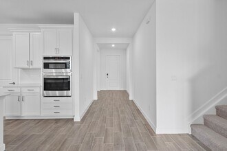 6843 Cobia Cir in Boynton Beach, FL - Foto de edificio - Building Photo