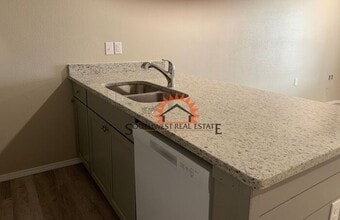 104 Wicks Ave in Clovis, NM - Building Photo - Building Photo