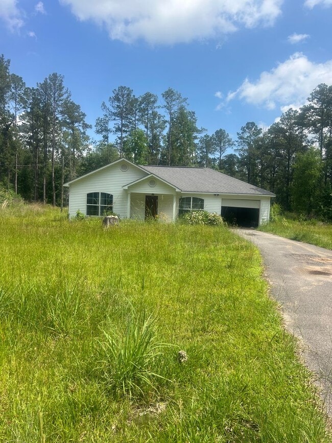 property at 4807 LA-121