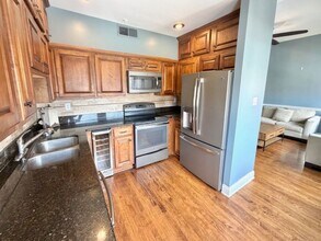 10 N Main St in Memphis, TN - Building Photo - Building Photo