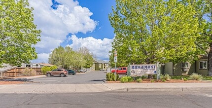 2210 SW 19th St in Redmond, OR - Building Photo - Building Photo