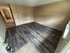983 Pom Ct in Trenton, OH - Building Photo - Building Photo