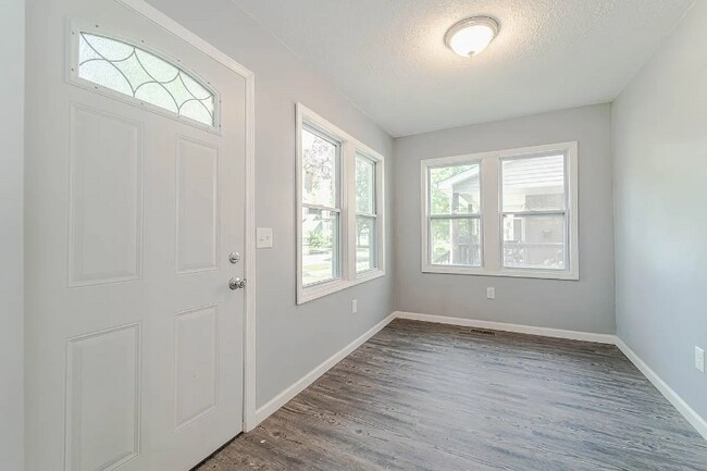 3510 N Humboldt Ave in Minneapolis, MN - Building Photo - Building Photo