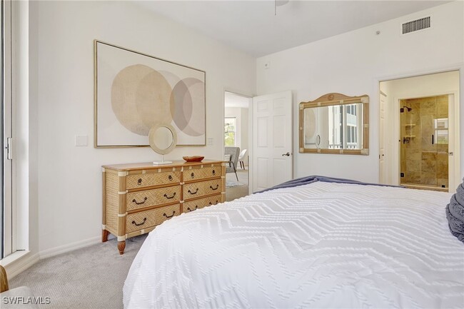 property at 470 Launch Cir