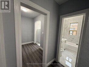 1383 Bayview Ave in Toronto, ON - Building Photo - Building Photo