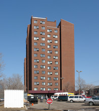 Fifth Avenue Hi-Rise in Minneapolis, MN - Building Photo - Building Photo