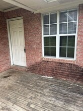 230 W Gary St in Greenwood, AR - Foto de edificio - Building Photo