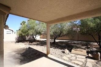 404 W Azure Ave in North Las Vegas, NV - Building Photo - Building Photo