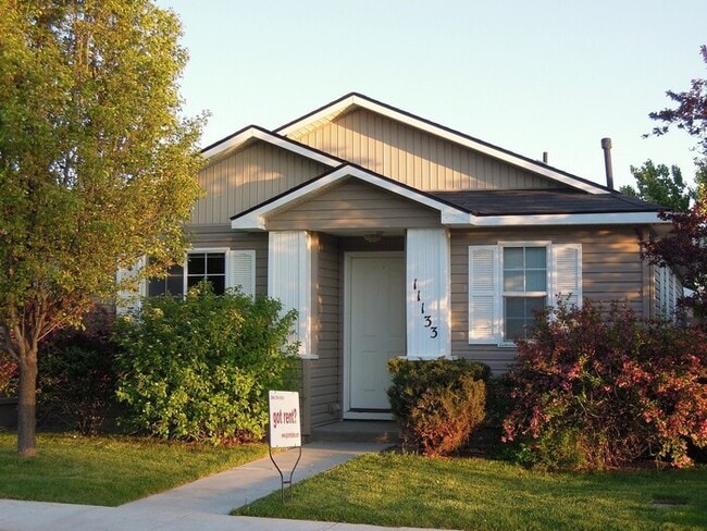 property at 11133 W Race Ct