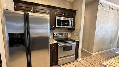 601 Bear Run in Enid, OK - Building Photo - Building Photo