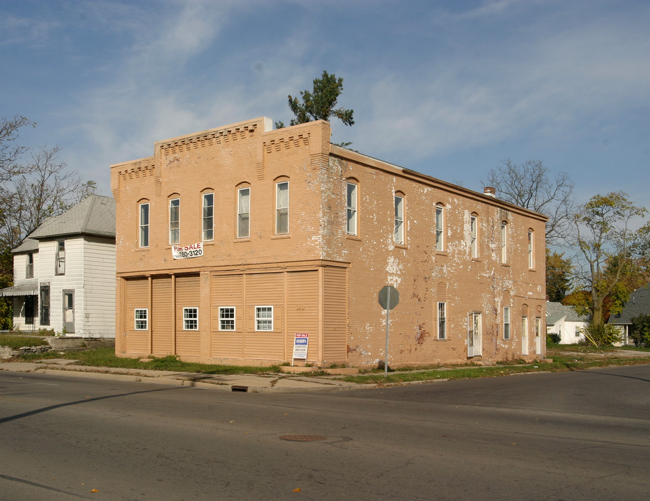 1400 W Memorial Dr in Muncie, IN - Building Photo