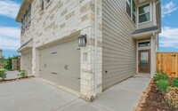 5107 Pr Ter Ln in Fulshear, TX - Foto de edificio - Building Photo