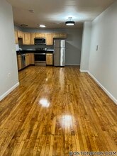 150 N Main St in Fall River, MA - Building Photo - Building Photo