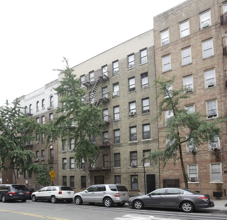 85-87 Seaman Ave in New York, NY - Building Photo