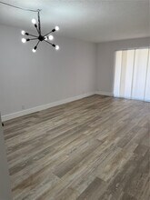 255 S Cypress Rd in Pompano Beach, FL - Building Photo - Building Photo