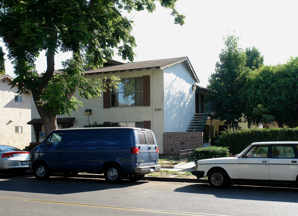 2120 S Mallul Dr in Anaheim, CA - Foto de edificio