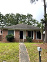 125 Wynn Rd in Enterprise, AL - Building Photo