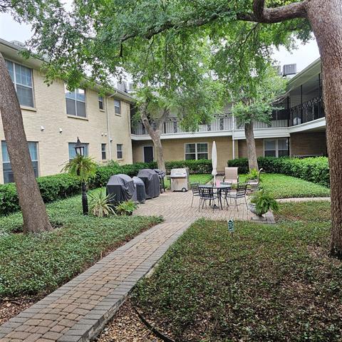 9600 ROYAL in Dallas, TX - Building Photo - Building Photo