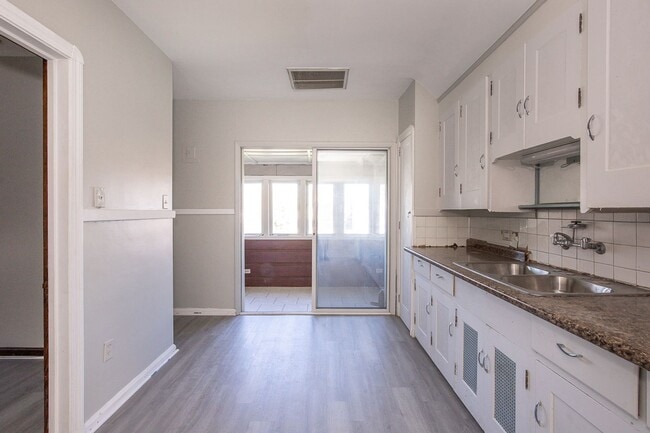 4120 Trowbridge Ave in Cleveland, OH - Building Photo - Building Photo