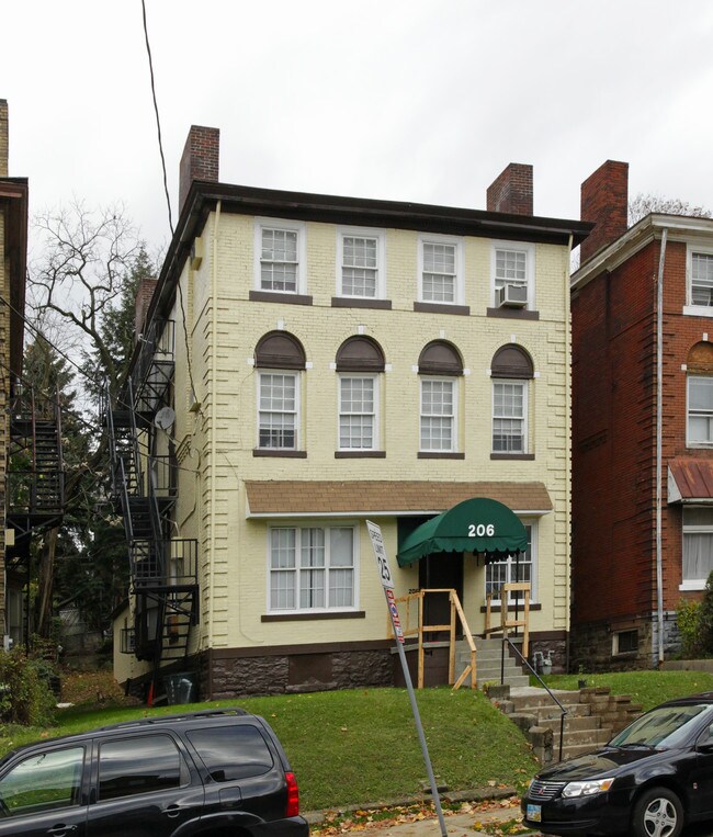 206 Stratford Ave in Pittsburgh, PA - Foto de edificio - Building Photo